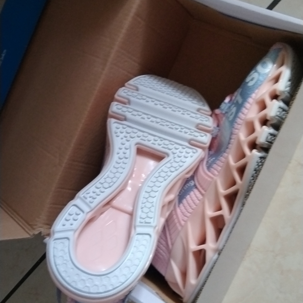 New - Picture 3 of 3